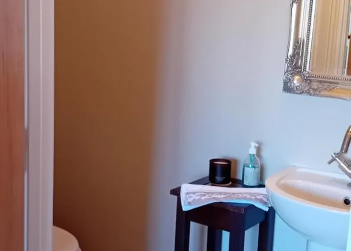 Number 13 Séjour chez l'habitant *